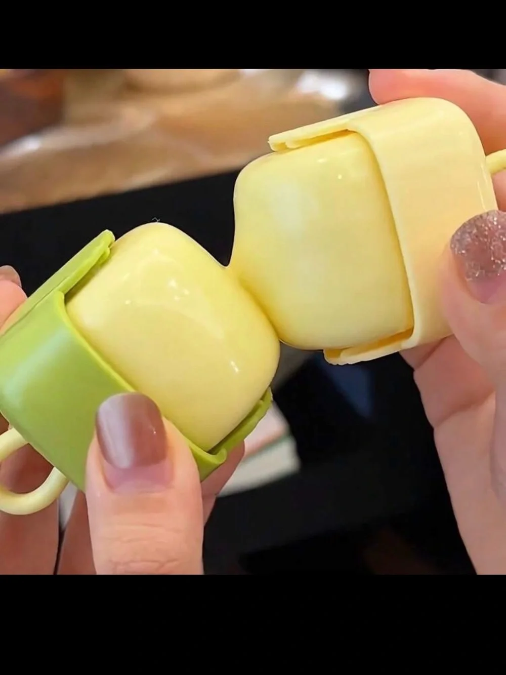 Washable lint removal